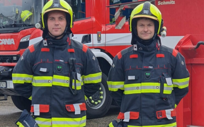 Firefighters received smart emergency suits from us