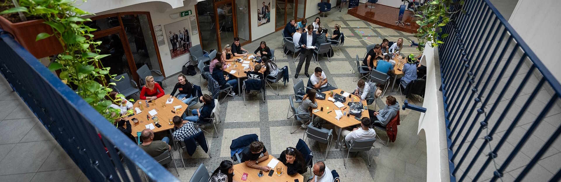 CEVRO University (CEVRO)