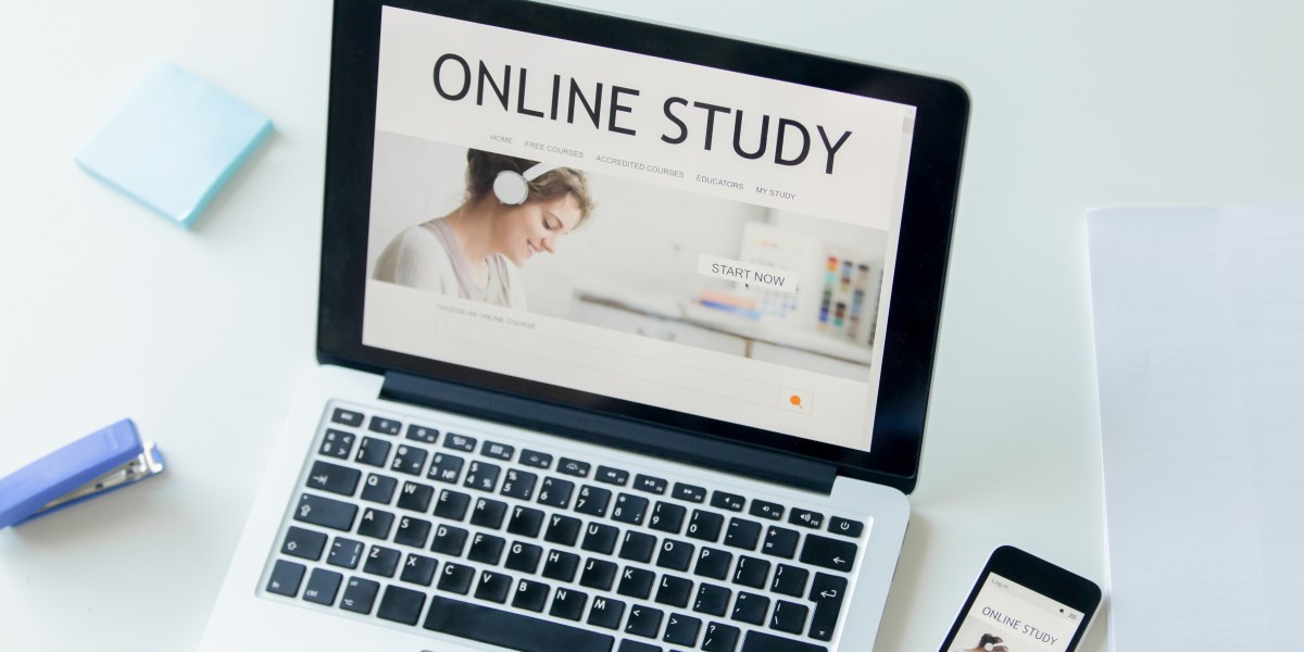 Masaryk University moves most classes online until next year