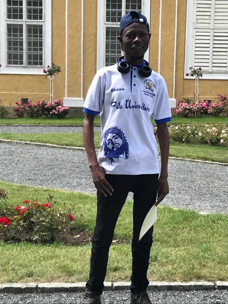 Cedrick Gnawa from Ivory Coast